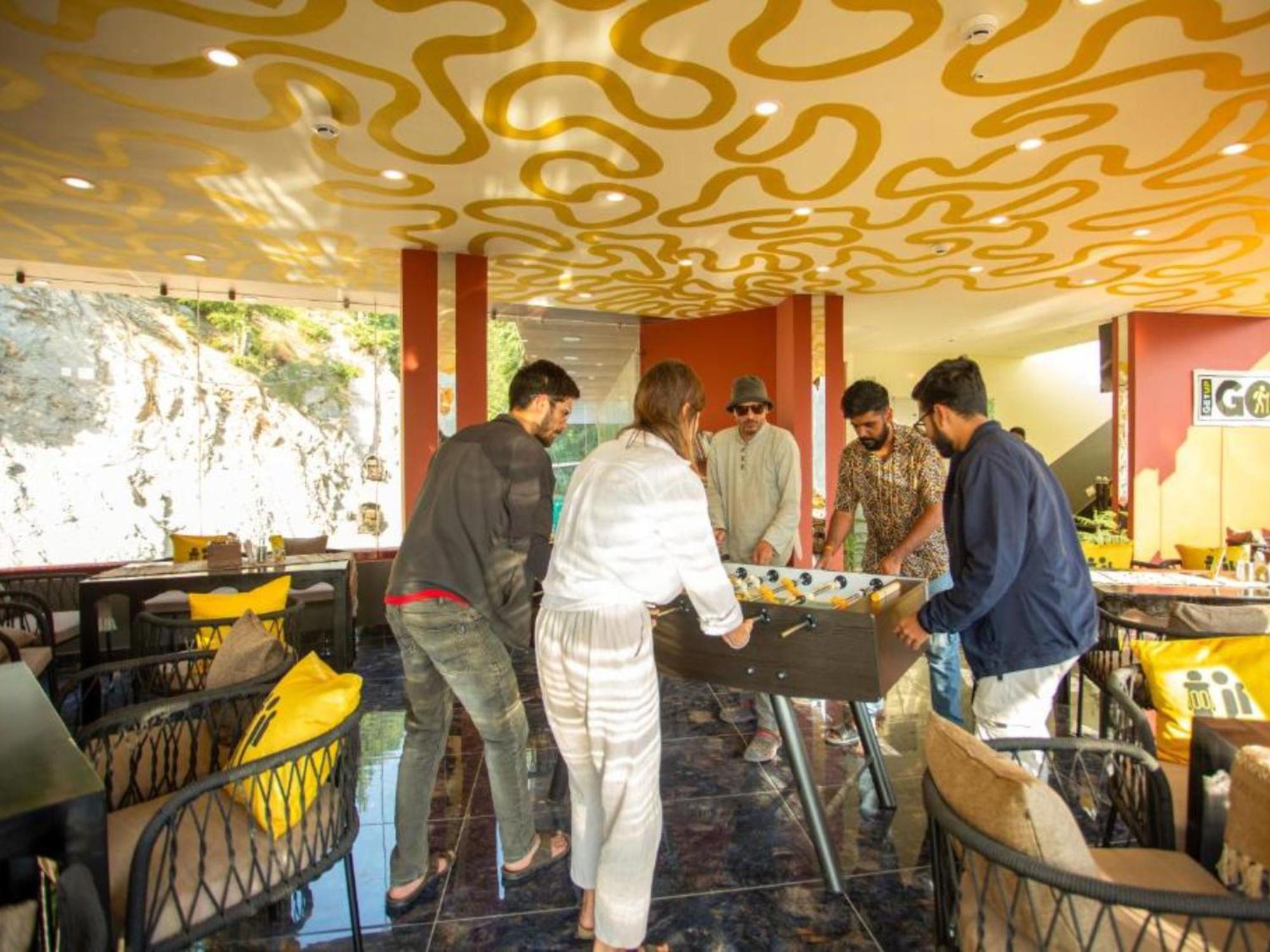 The Hosteller Khajjiar Exteriör bild
